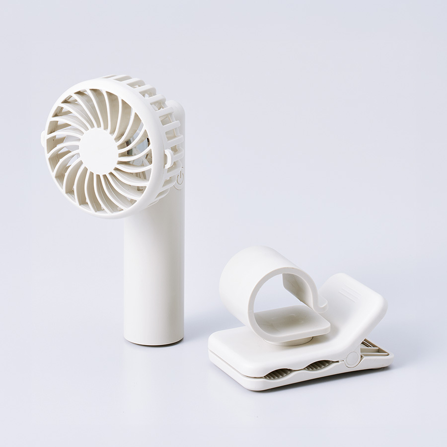 日傘にもつけられるクリップ付ハンディファン