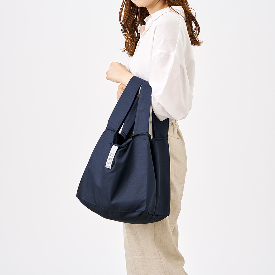 クルリト セルフレジで使いやすいスクエアデリバッグ