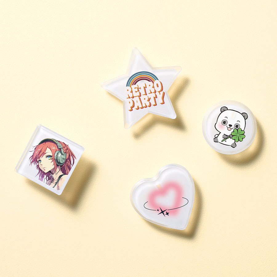 ライティングバッジ　ハート形　クリア